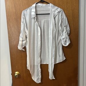 Eden & Olivia White Striped Blouse
